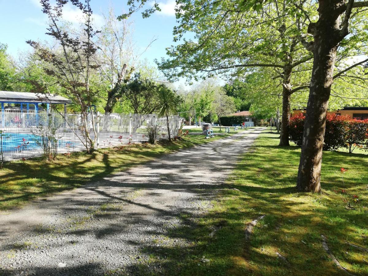 Petite Maison De Vacances Hotel Onesse-et-Laharie Exterior foto